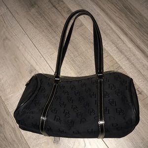 Dooney & Bourke purse